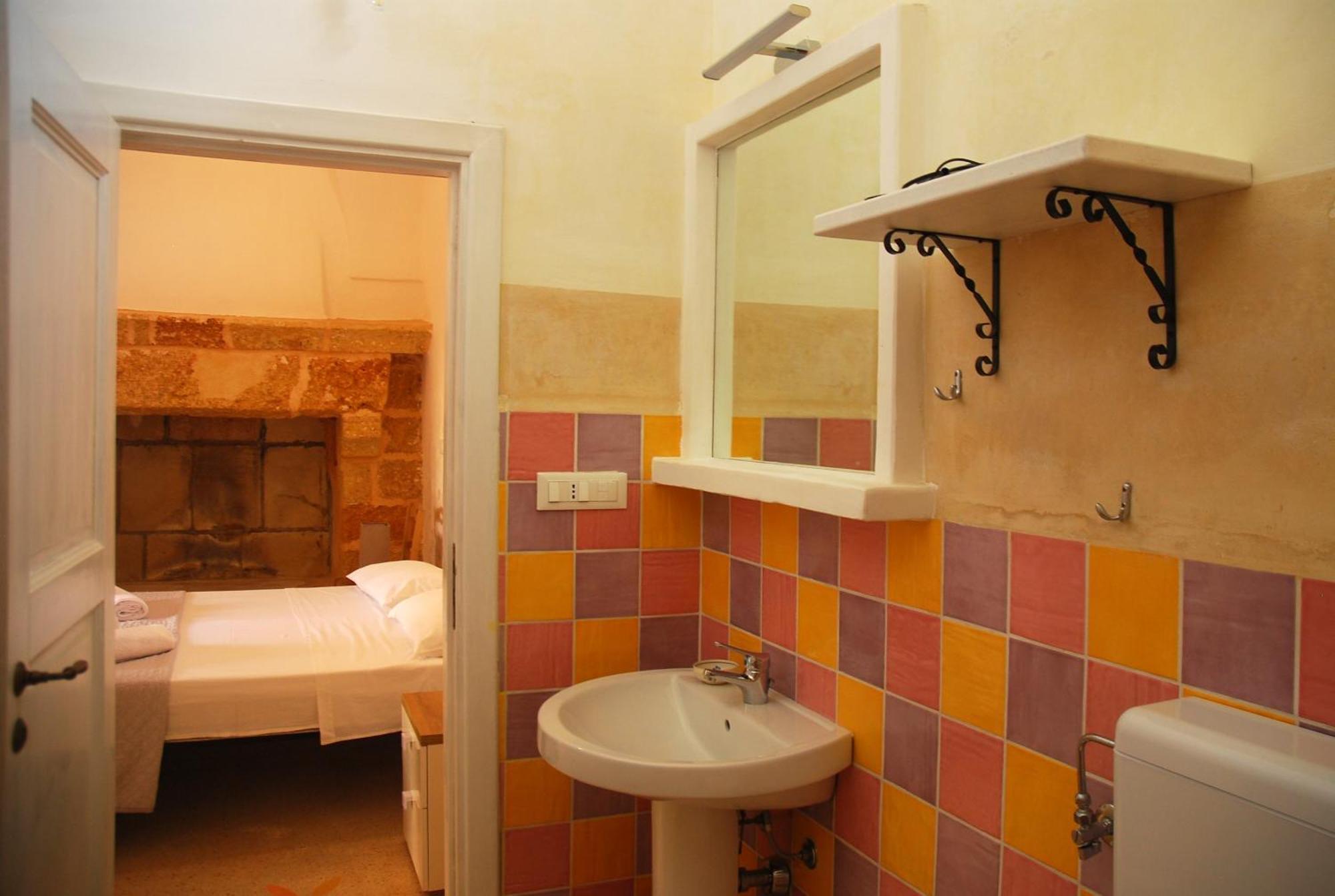 Bed and Breakfast Palazzo Le Zicaredde Salve Exterior foto